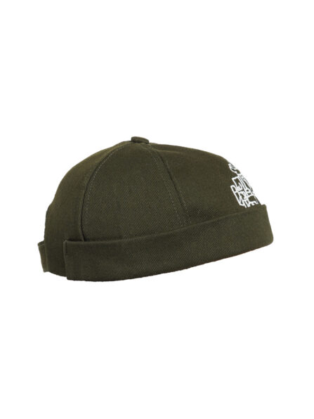 hat-hike-green-side